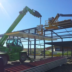 Arnal et Gély, spécialiste de la construction métallique sur mesure et en kit en Occitanie