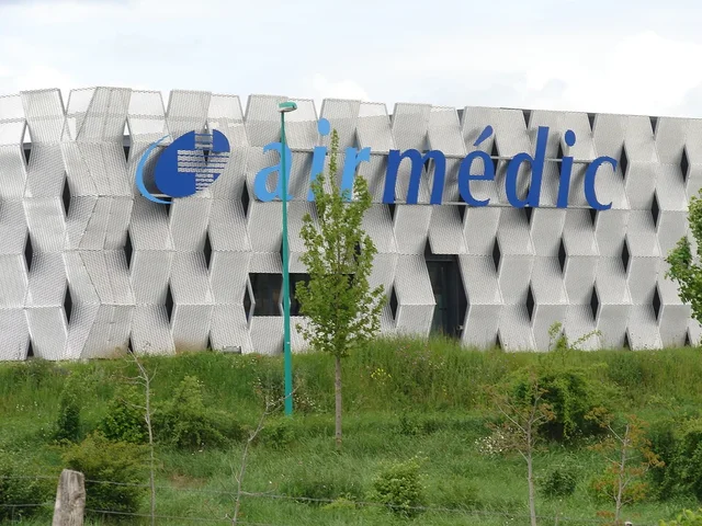 Conception et pose de bardage métallique en Occitanie, Arnal et Gély